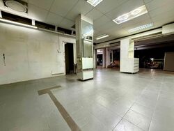 Bukit Batok West Avenue 8 (D23), Shop House #581731051